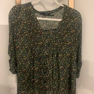 Green button down work shirt. Size small.